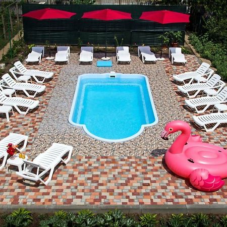 Guest House Kamenny Dom Karolino-Bugaz Zewnętrze zdjęcie