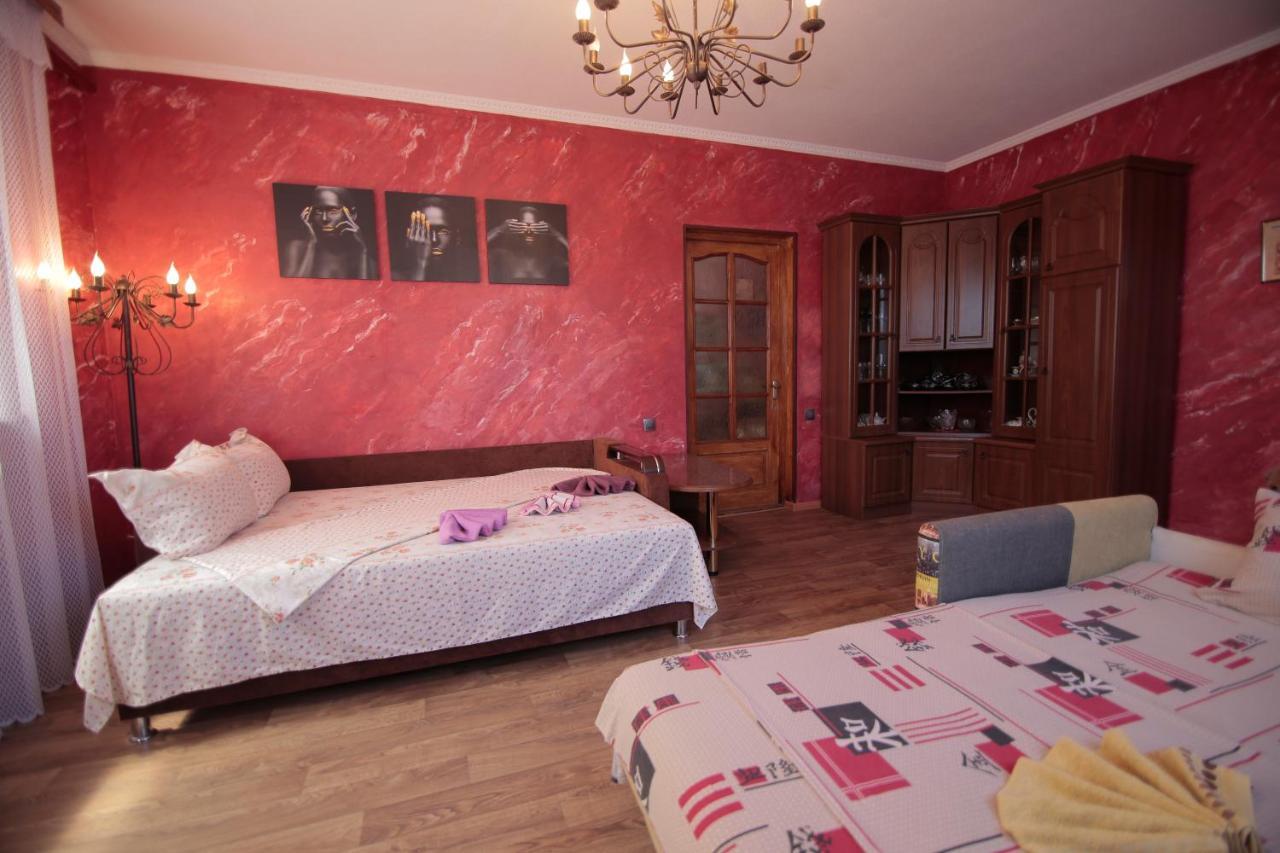 Guest House Kamenny Dom Karolino-Bugaz Zewnętrze zdjęcie