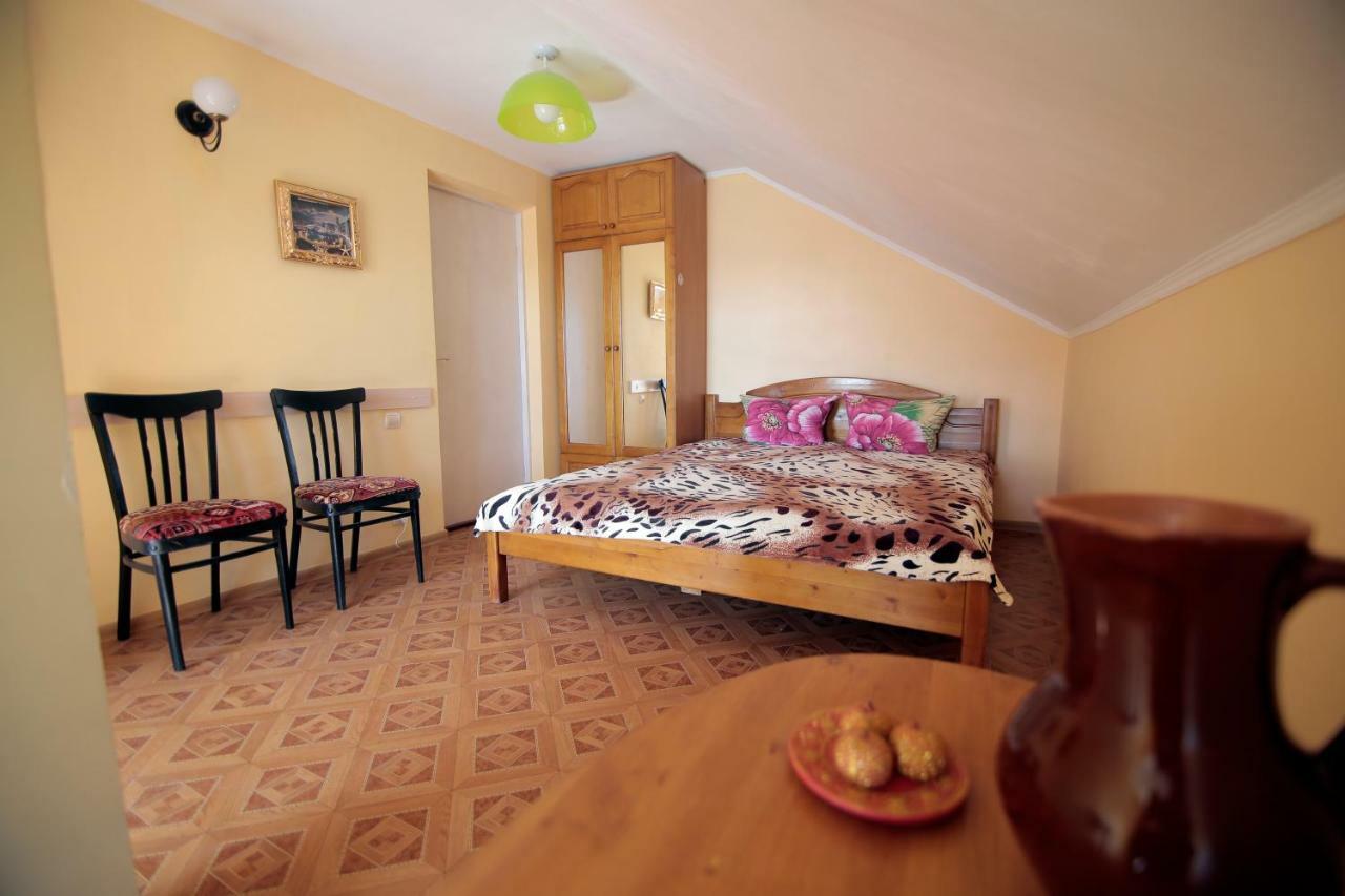 Guest House Kamenny Dom Karolino-Bugaz Zewnętrze zdjęcie
