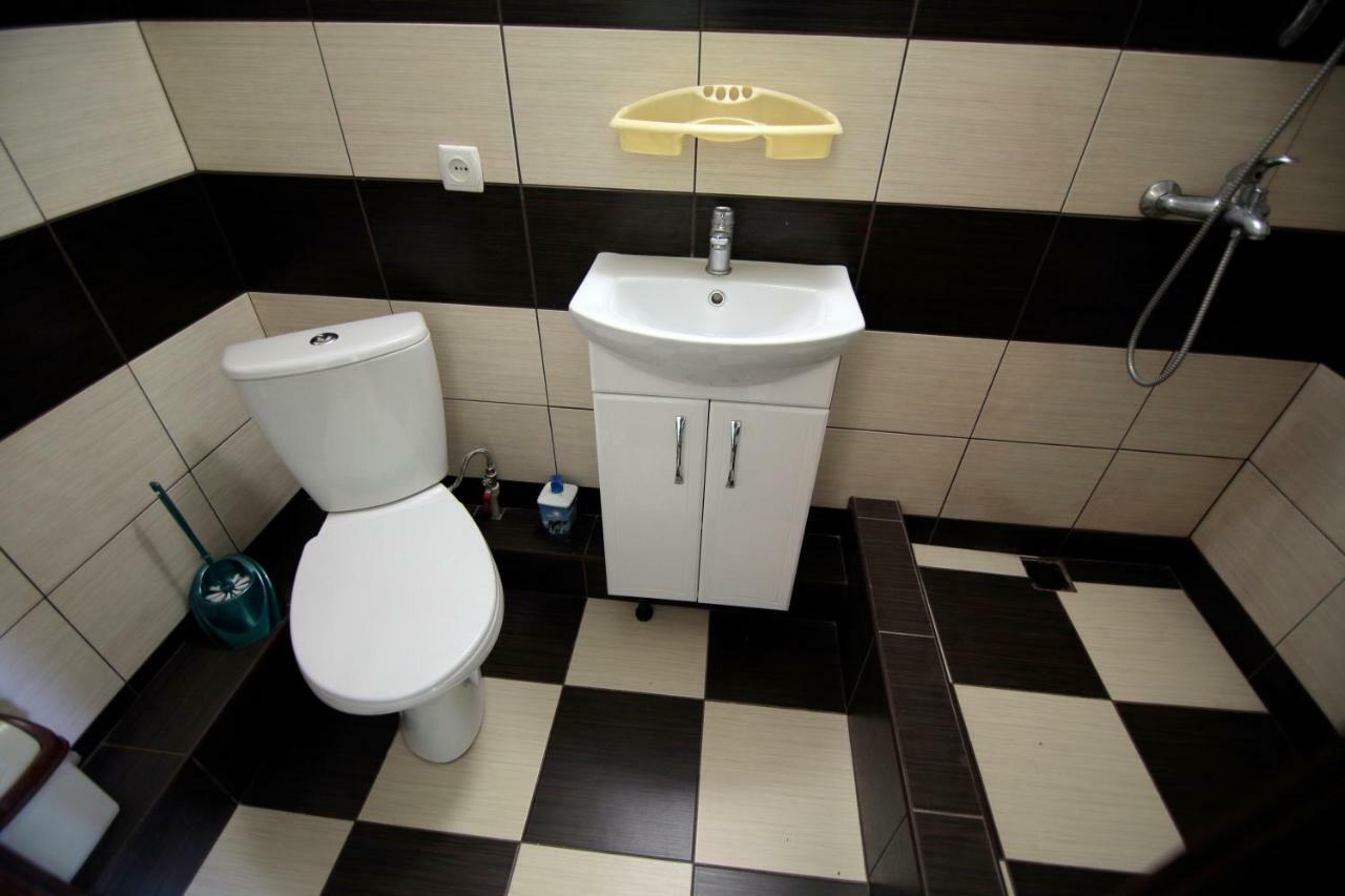 Guest House Kamenny Dom Karolino-Bugaz Zewnętrze zdjęcie