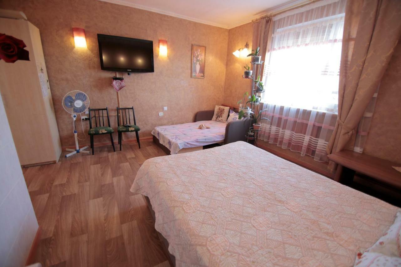 Guest House Kamenny Dom Karolino-Bugaz Zewnętrze zdjęcie