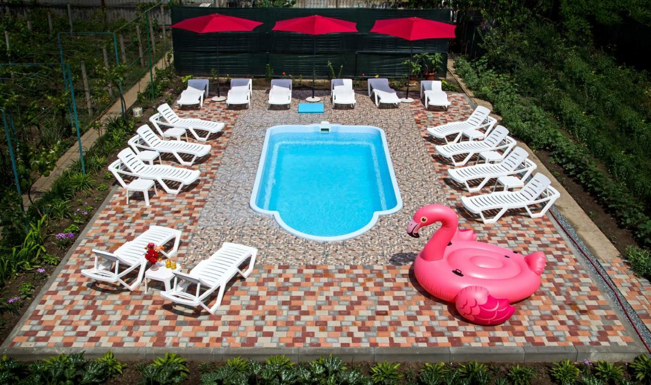 Guest House Kamenny Dom Karolino-Bugaz Zewnętrze zdjęcie